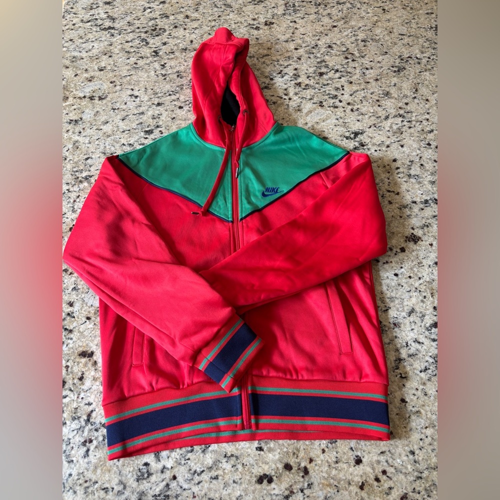 Retro Red and Green Zip-Up Hoodie Pants Track Suit - Picture 2 of 14